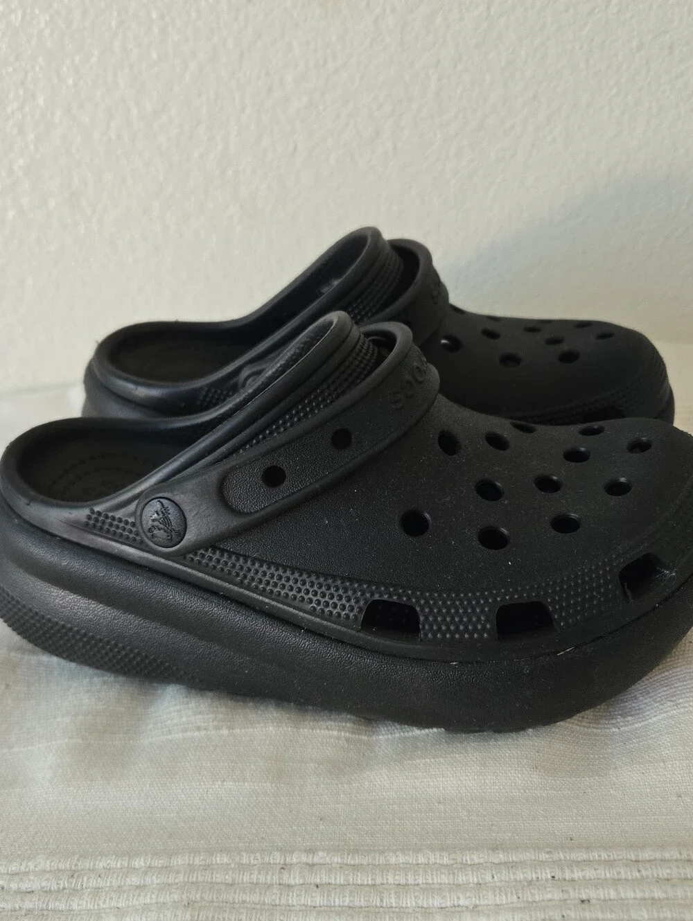 Juniors Crocs Classic Crush Platform Croc‎ Clog Sandals Size 4J Black Shoes